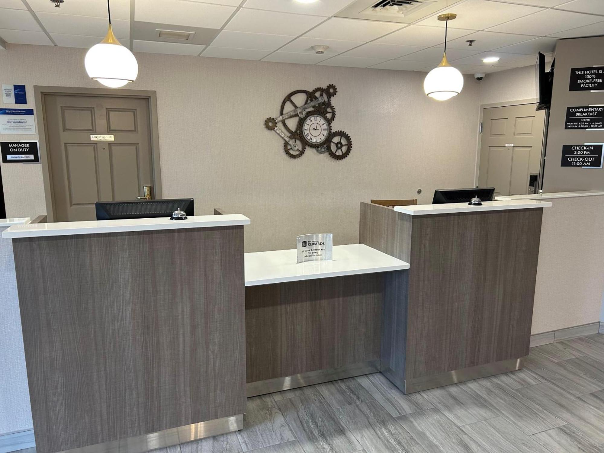 Best Western Plus Elgin - Chicago West Dundee Bagian luar foto