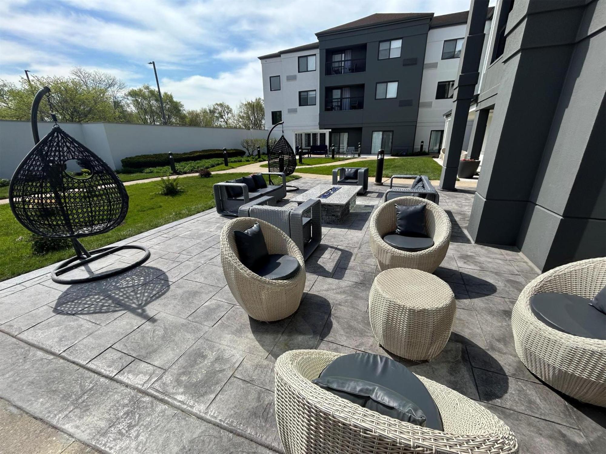 Best Western Plus Elgin - Chicago West Dundee Bagian luar foto