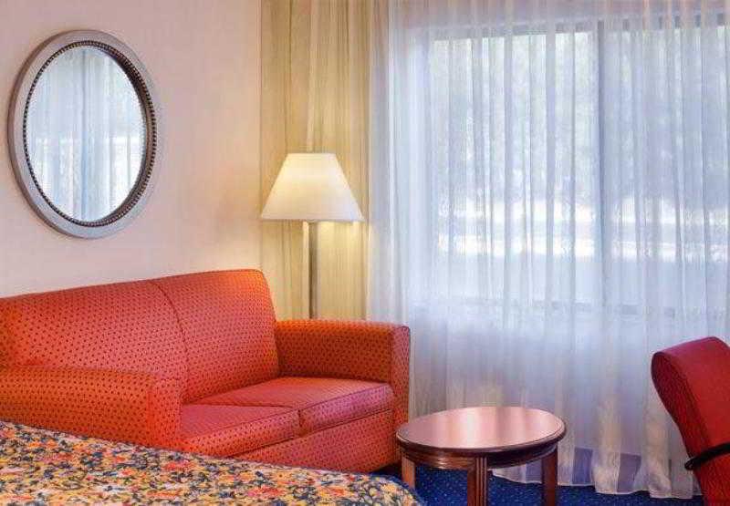 Best Western Plus Elgin - Chicago West Dundee Ruang foto